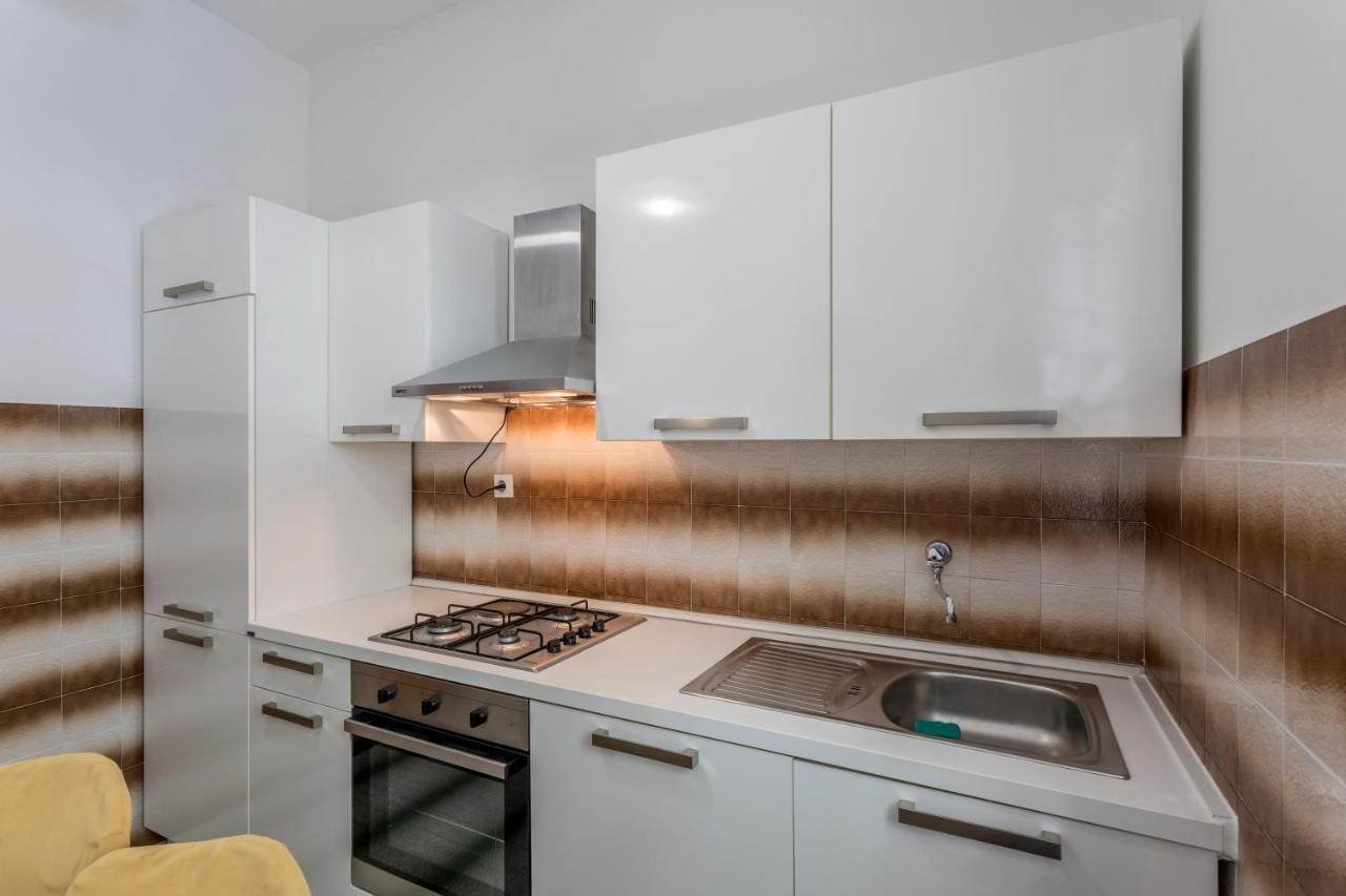 Apartmani Prkacin Трогир Екстериор снимка