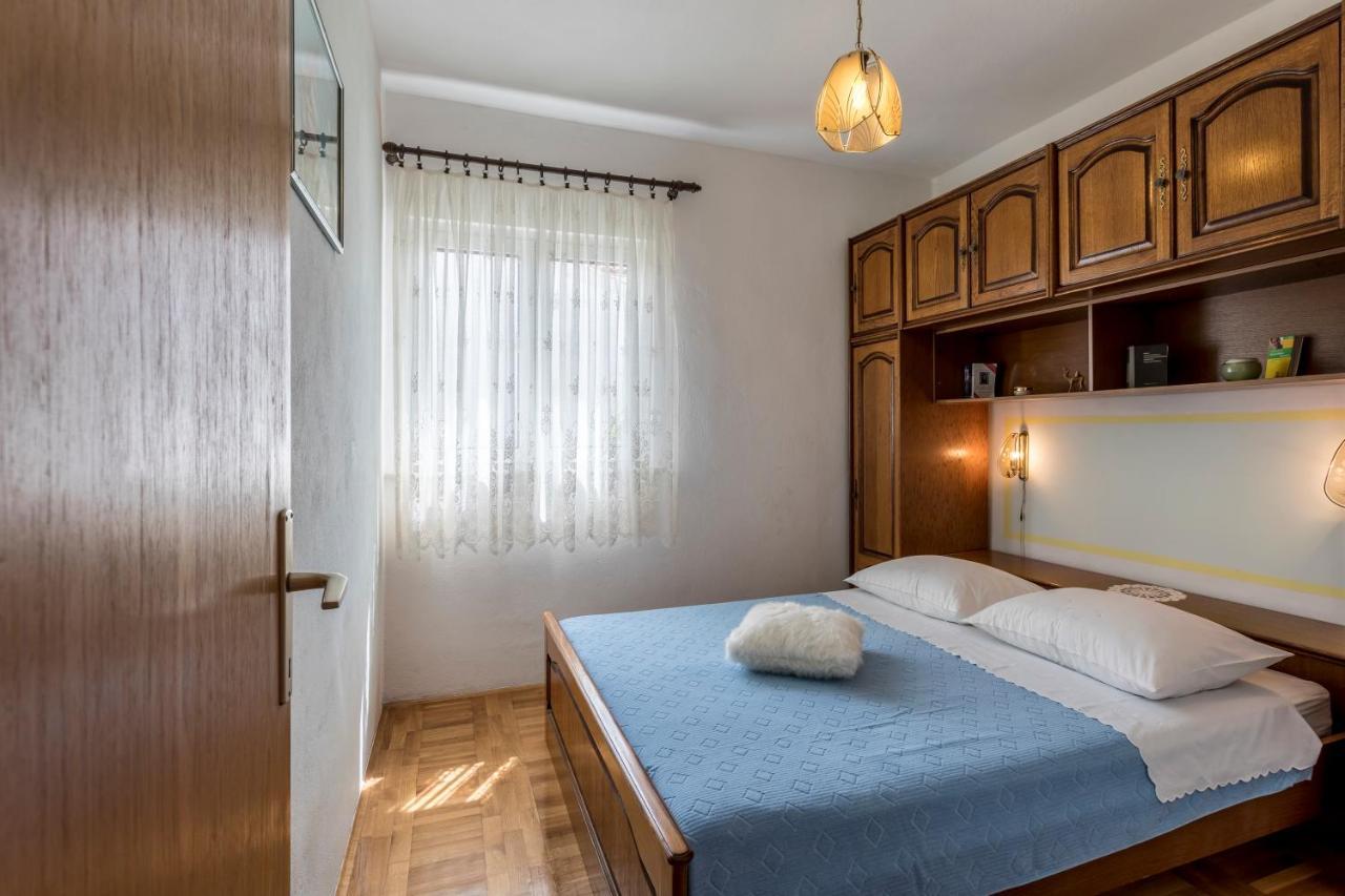Apartmani Prkacin Трогир Екстериор снимка