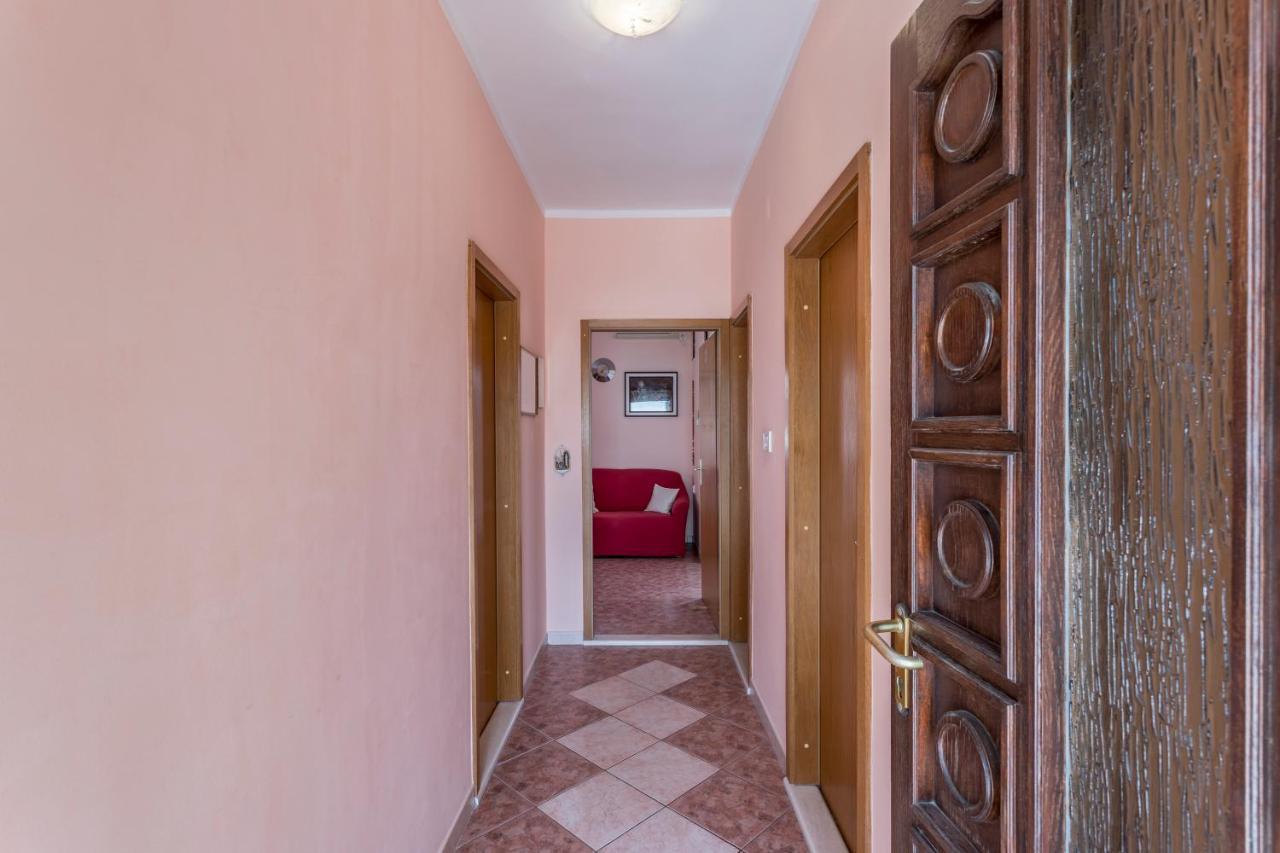 Apartmani Prkacin Трогир Екстериор снимка
