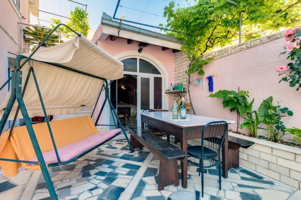 Apartmani Prkacin Трогир Екстериор снимка